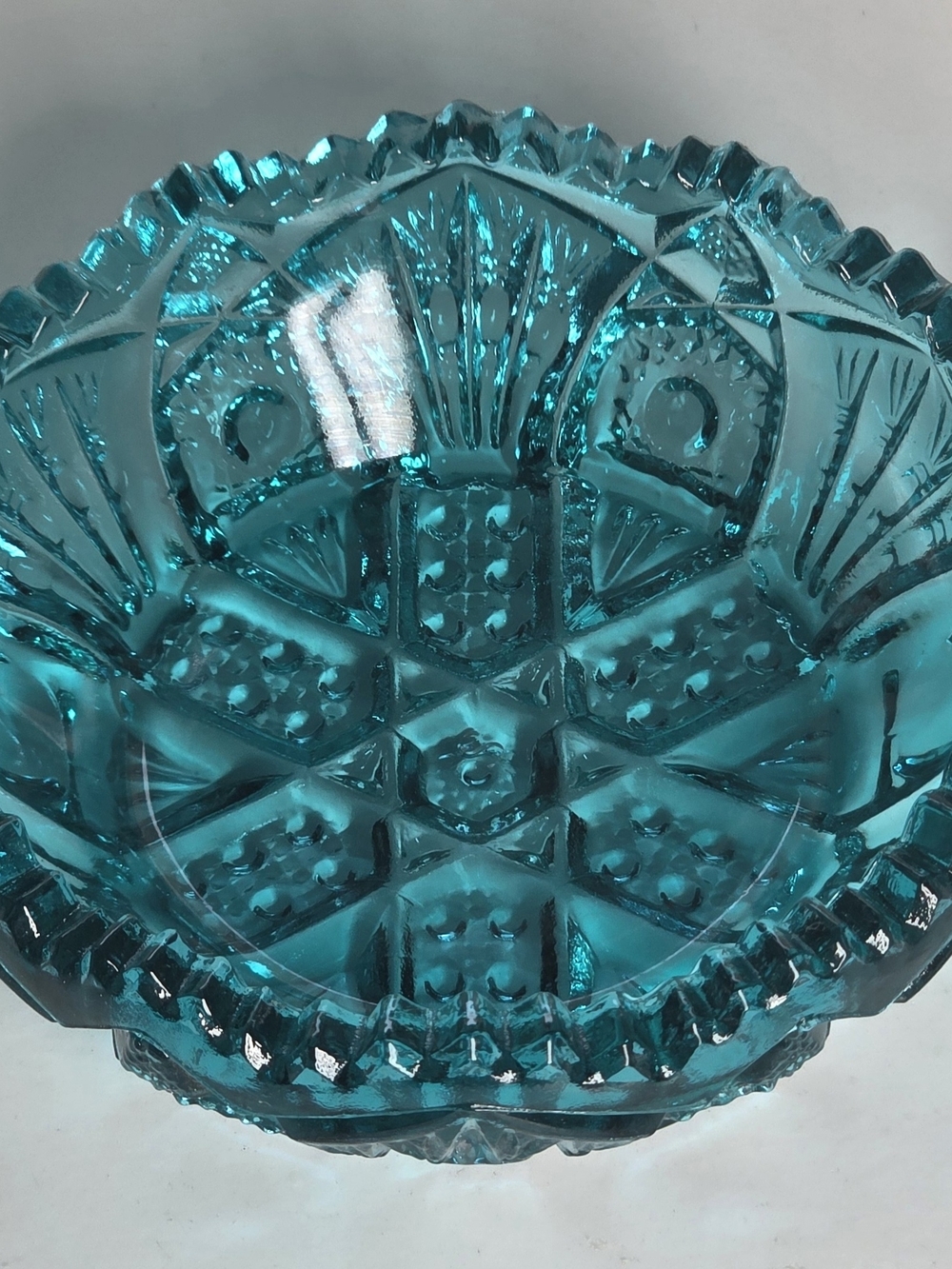 L.E Smith Teal Cut Glass Decorative 2 Handled Dish - Home Art